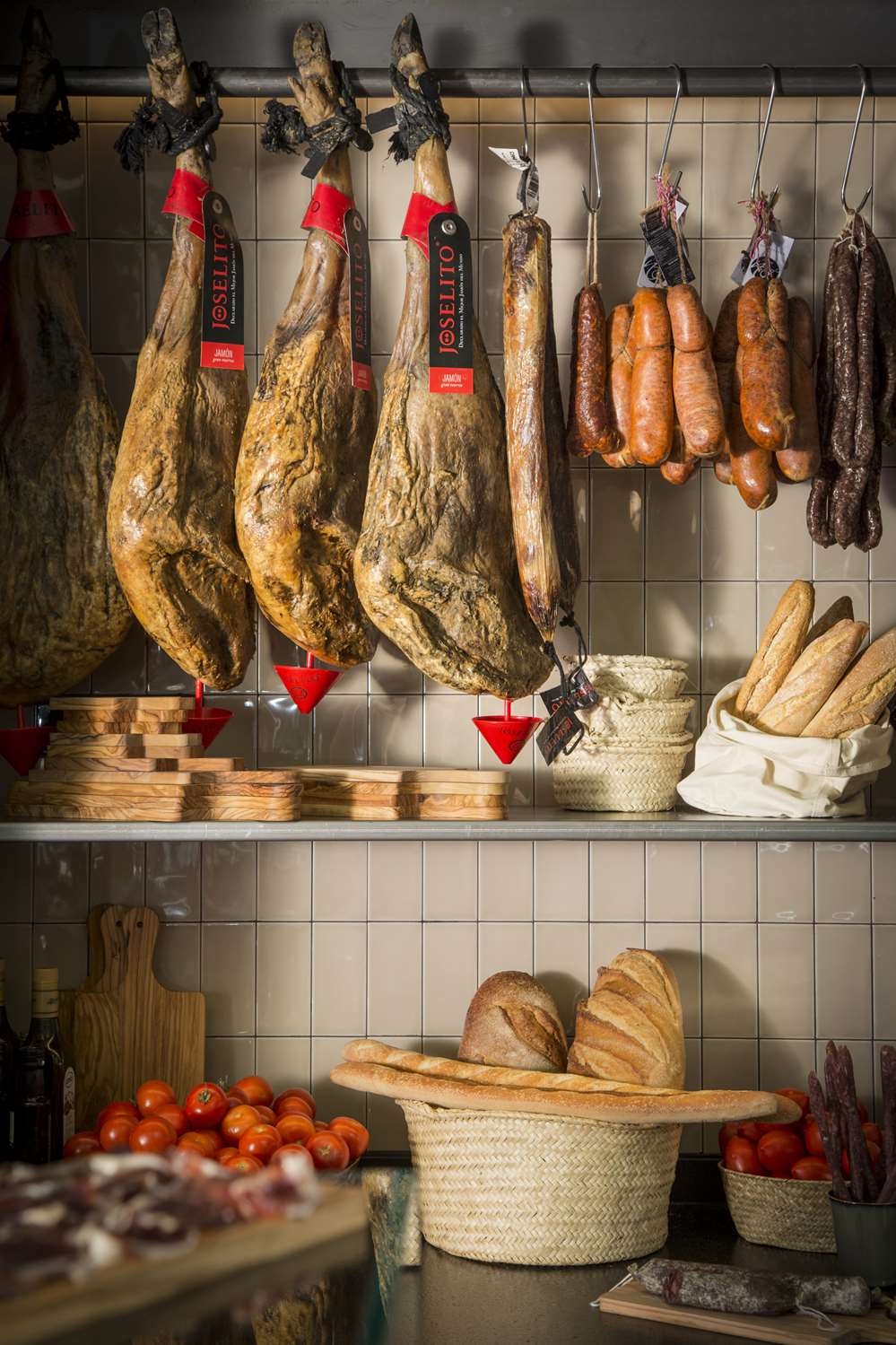 Фото Alexandra Barcelona Hotel, Curio Collection by Hilton