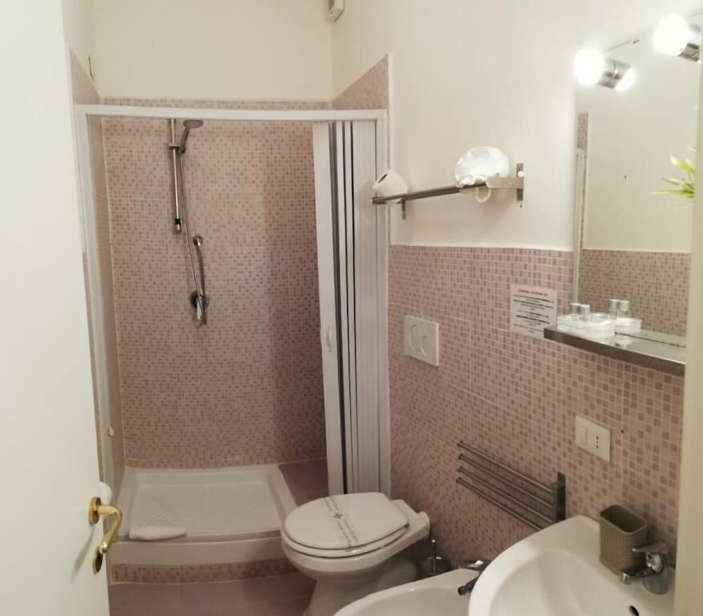 Фото Julius Caesar Home