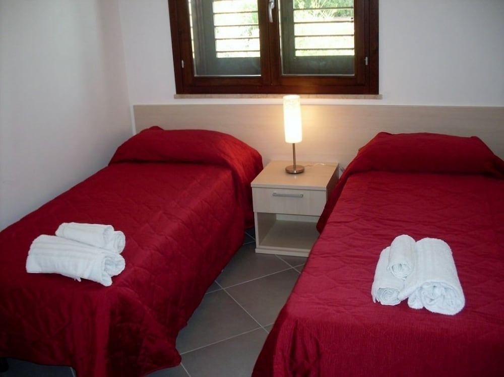 Фото Case Vacanza Torre Lupa