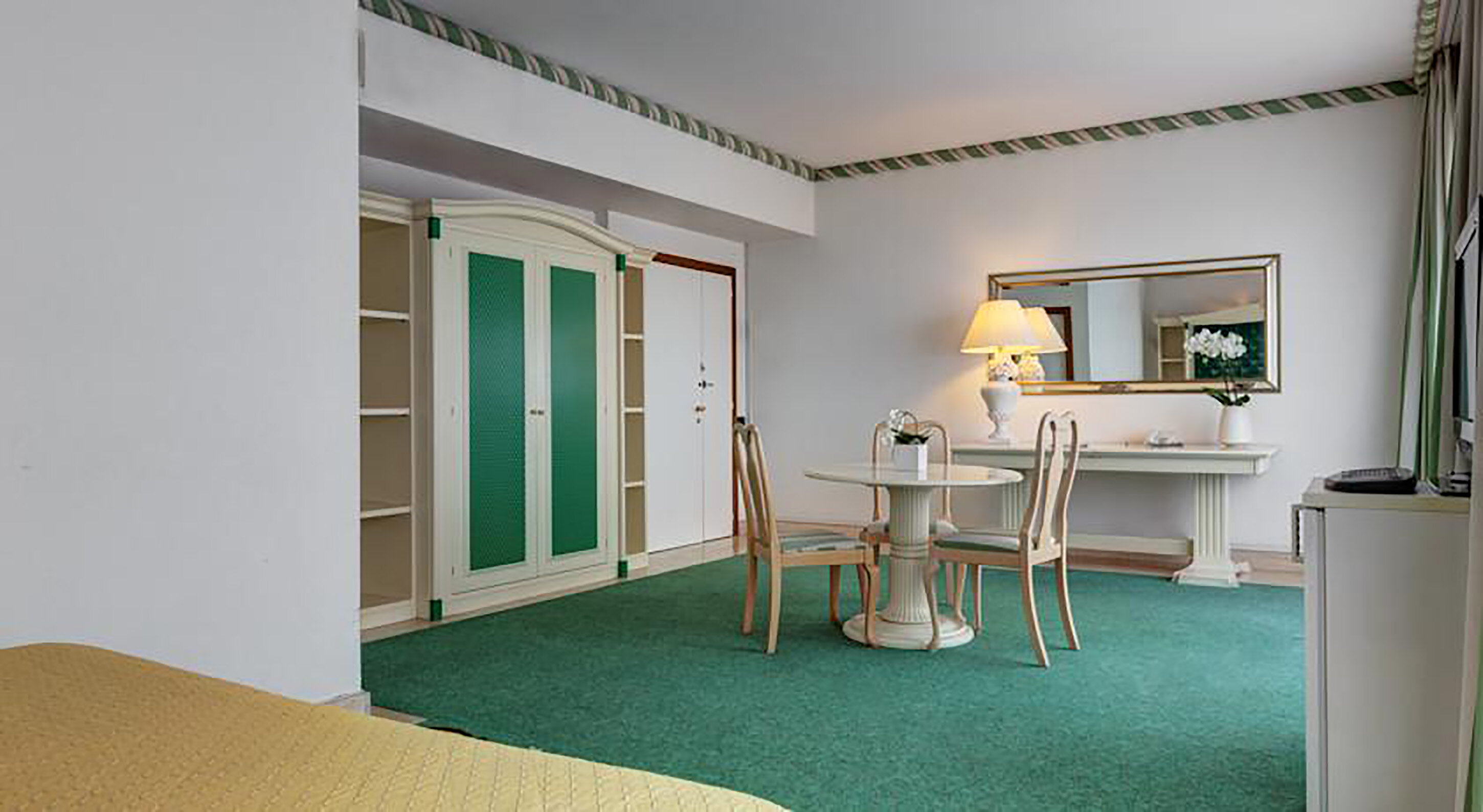 Фото Hotel Aris Garden