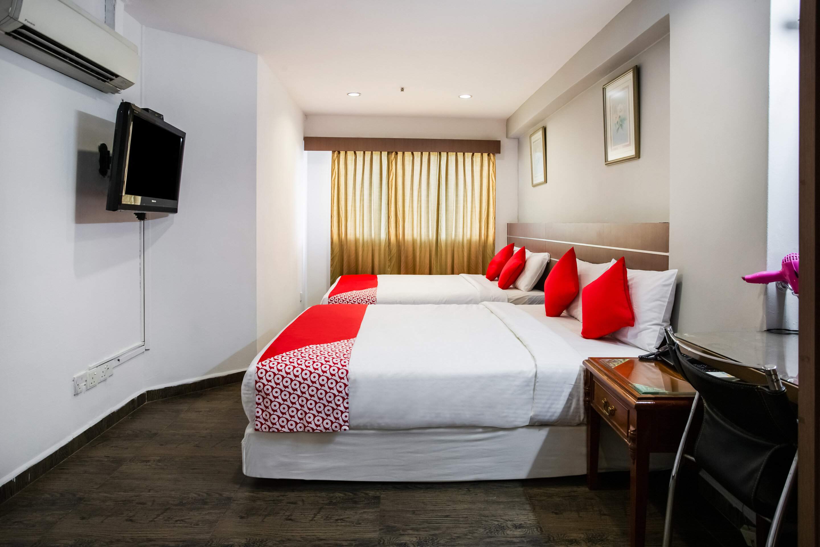 Фото Hotel Calmo Bugis