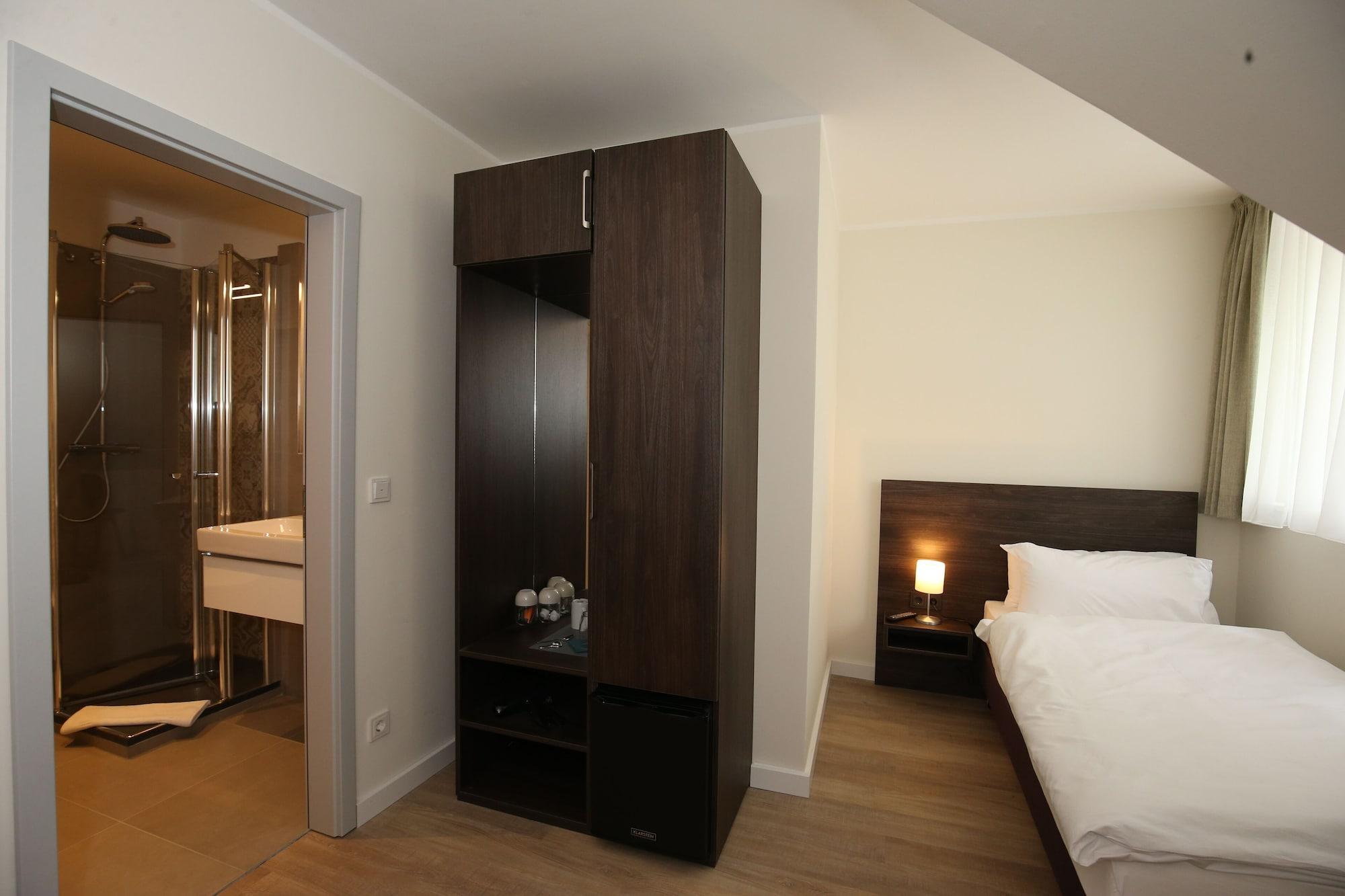 Фото Hotel Fährhaus