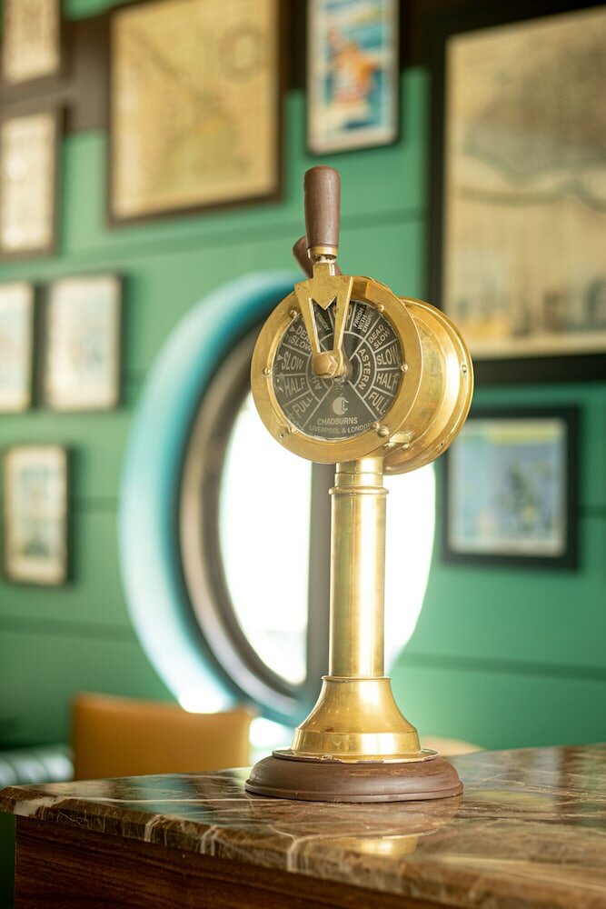 Фото Polo Floatel Kolkata