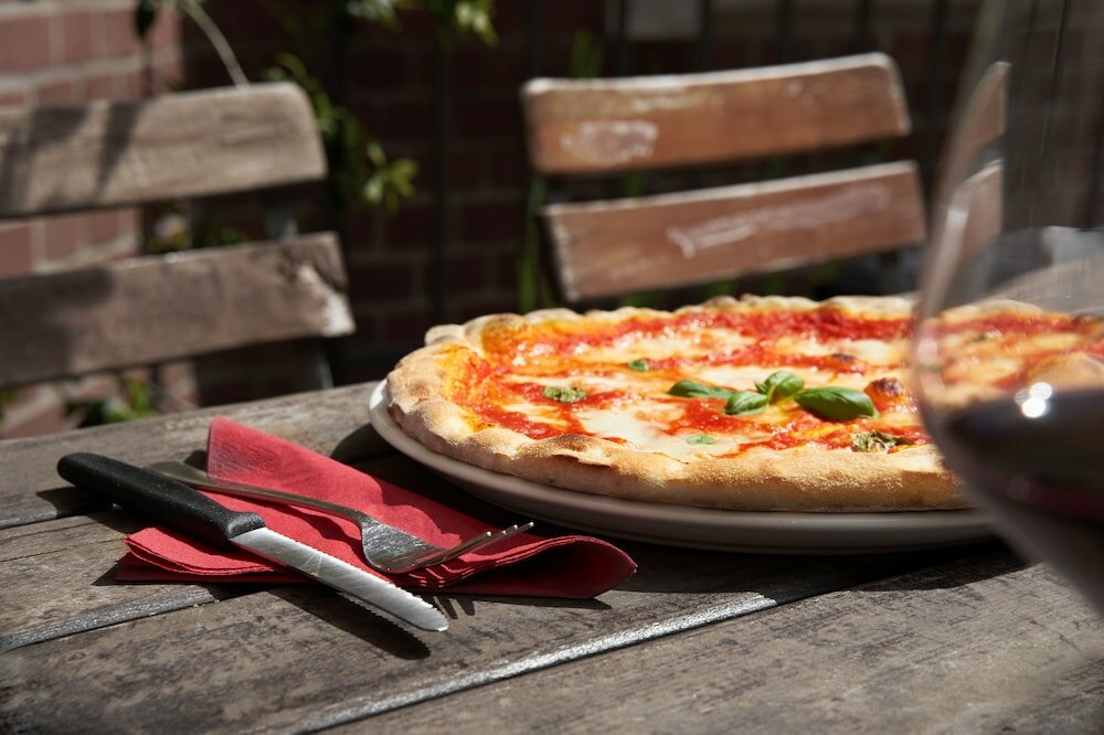 Фото Gwuni Mopera B u. B