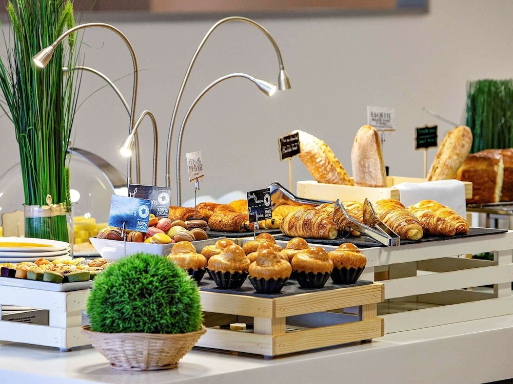 Фото Hôtel Mercure Paris Vaugirard Porte de Versailles