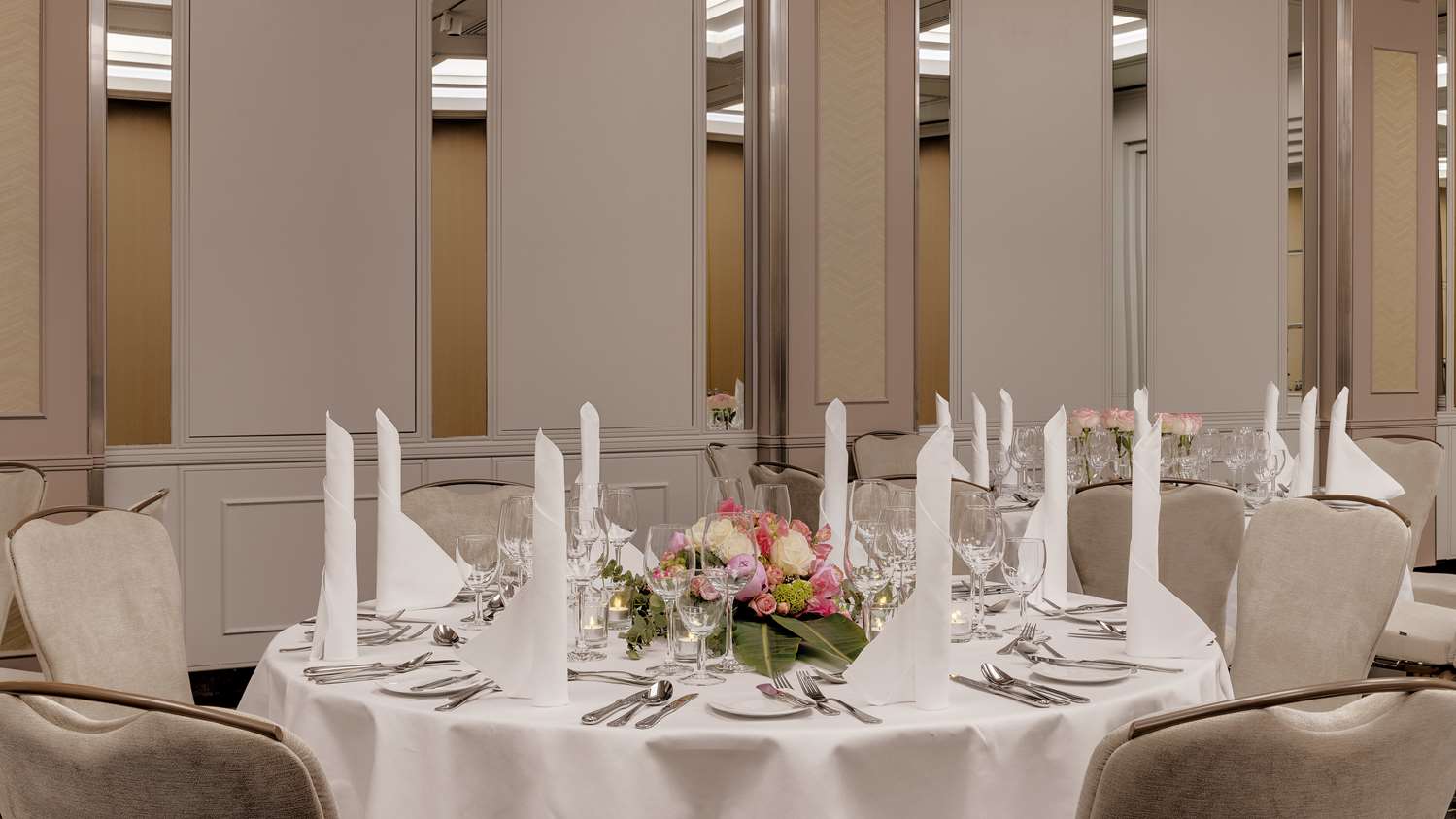 Фото Hilton Munich City