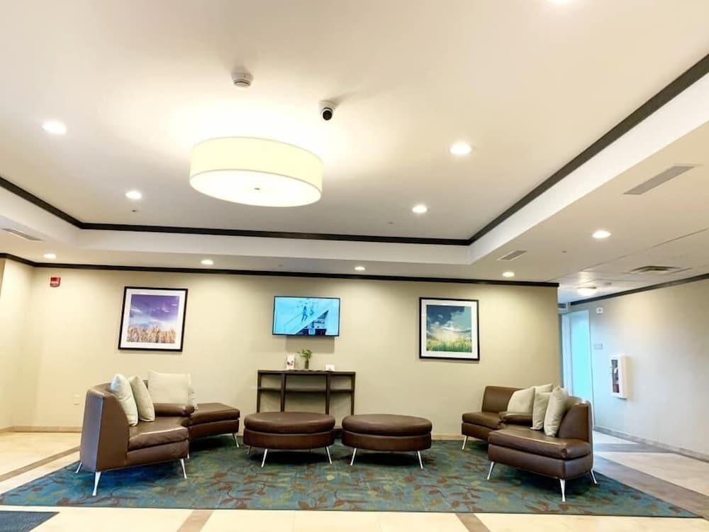 Фото Candlewood Suites Belle Vernon, an Ihg Hotel