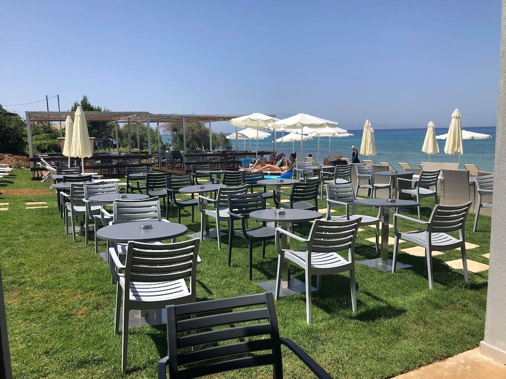 Фото Golden Coast Resort