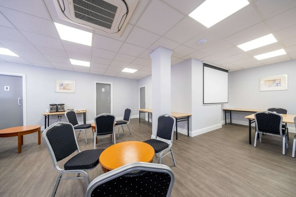 Фото Comfort Inn Birmingham