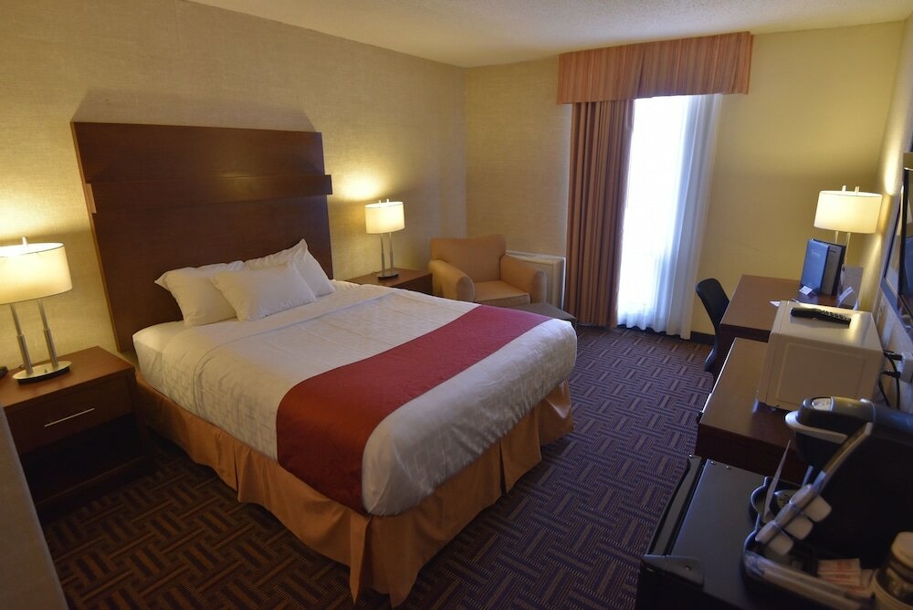 Фото Travelodge by Wyndham North Battleford