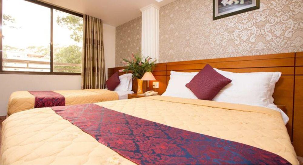 Фото Nouveau Happy Inn