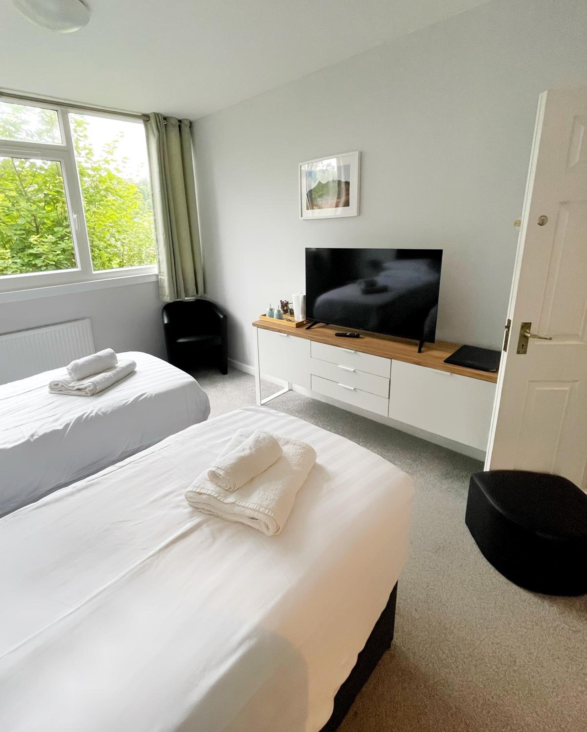 Фото Kings Knoll Hotel