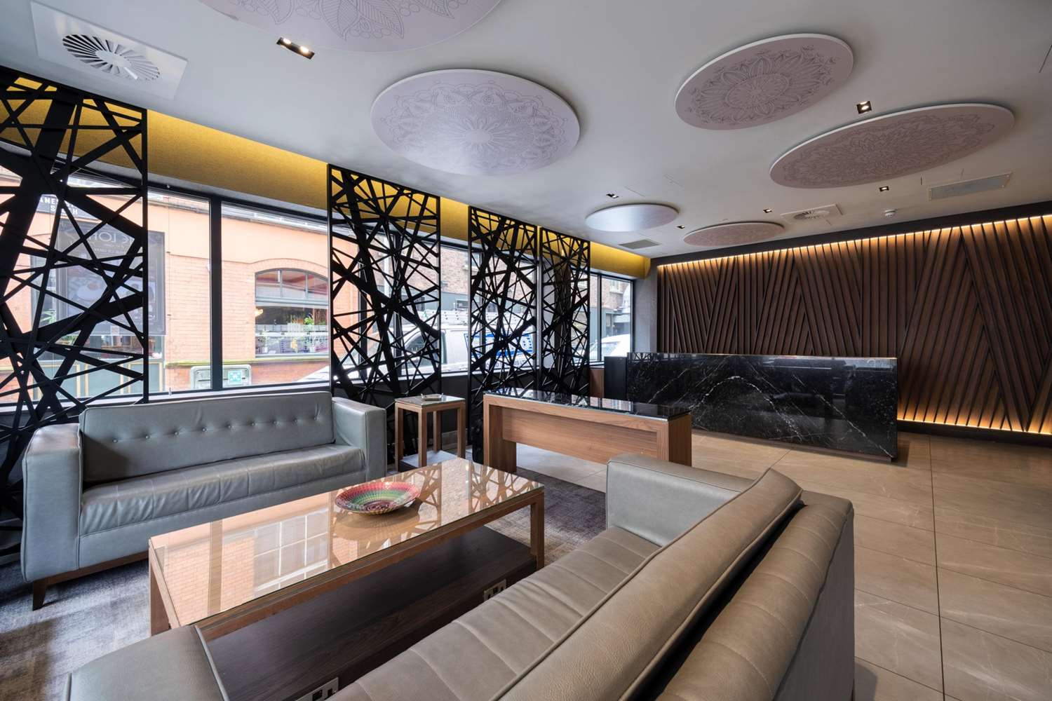 Фото Ten Square Hotel