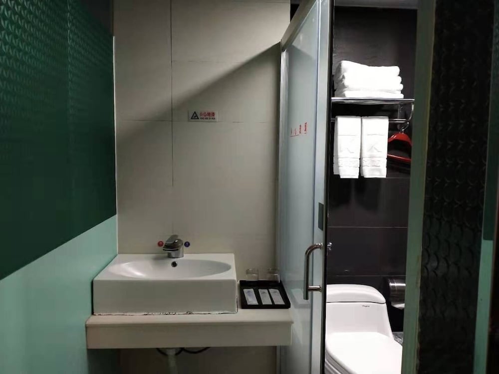 Фото Kaiserdom Hotel China Plaza