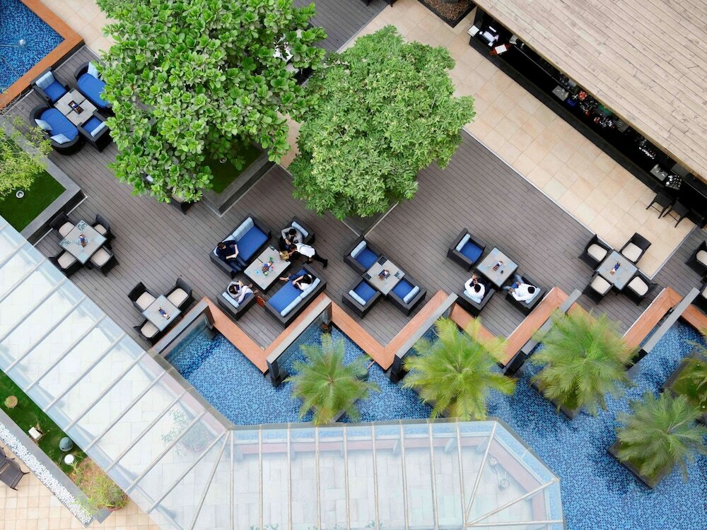 Фото Novotel Bengaluru Outer Ring Road