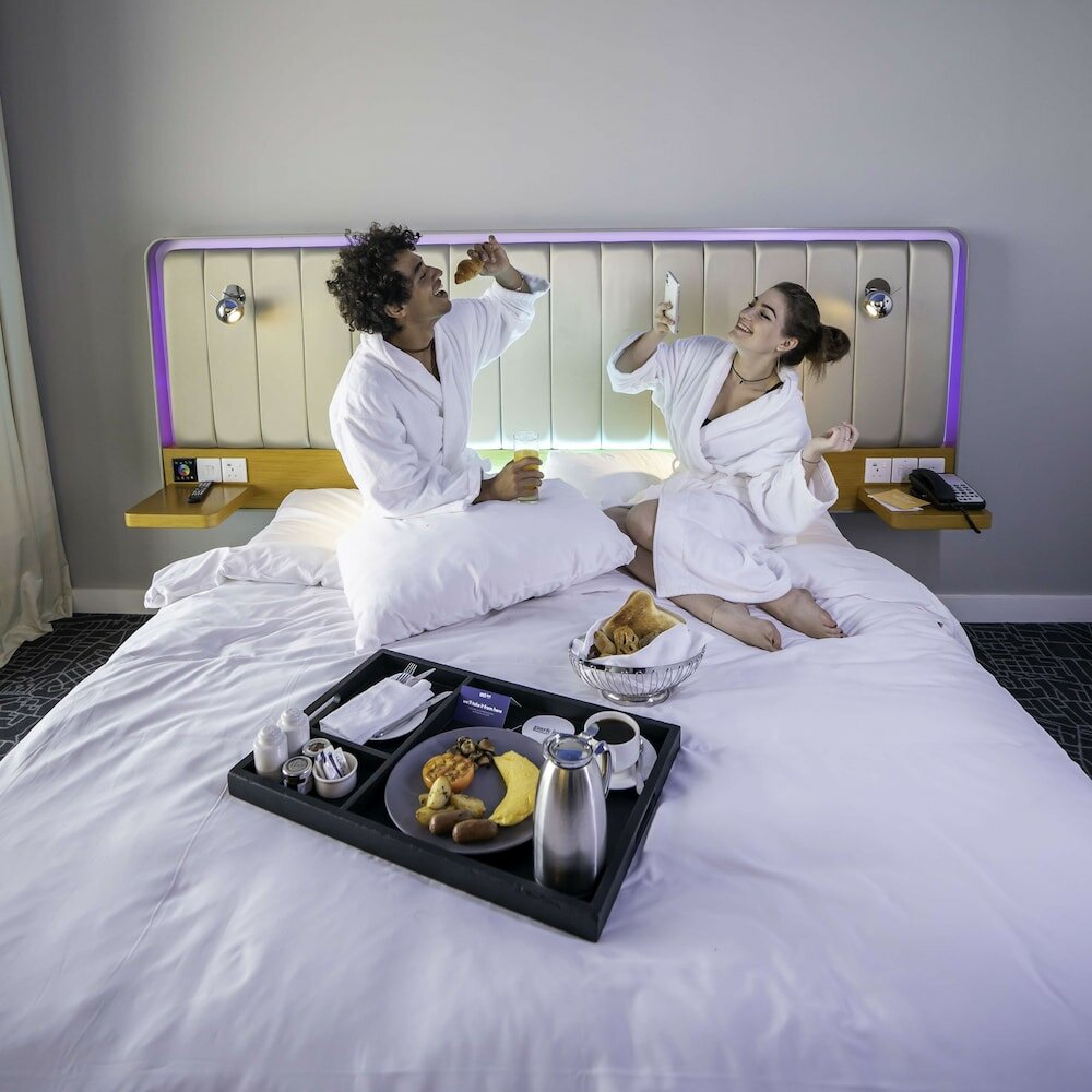 Фото Park Inn by Radisson Abu Dhabi Yas Island