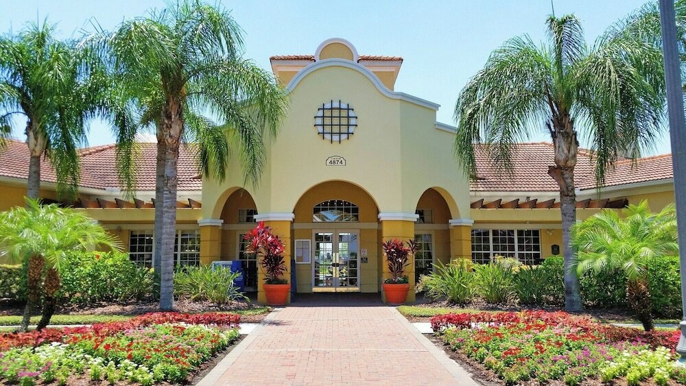 Фото Lakeview Condo, Directly Next To Pool! Near Wdw