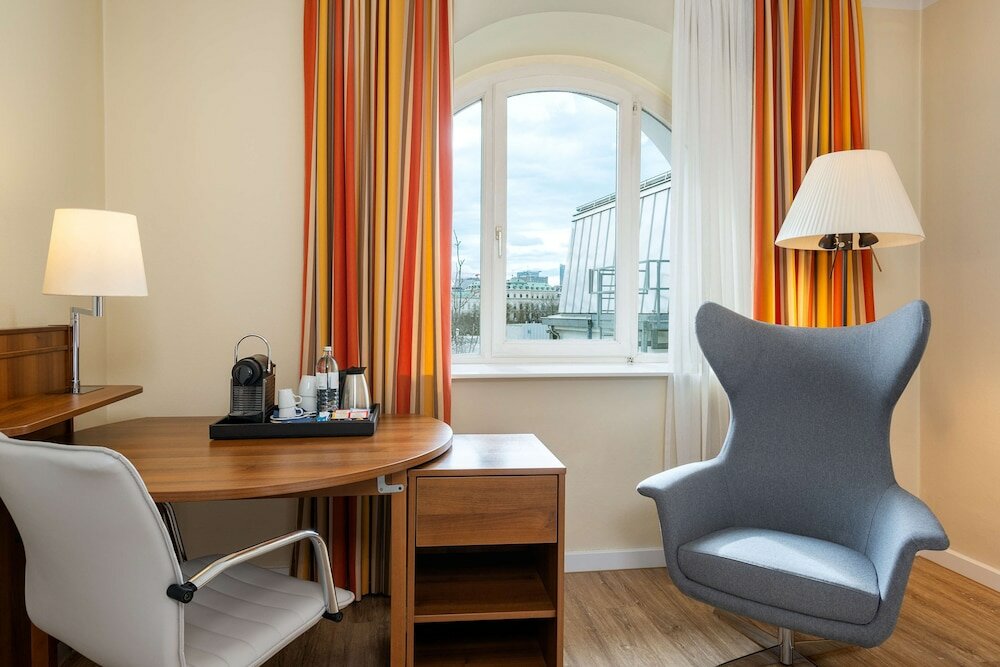 Фото Гостиница Nh Wien Belvedere