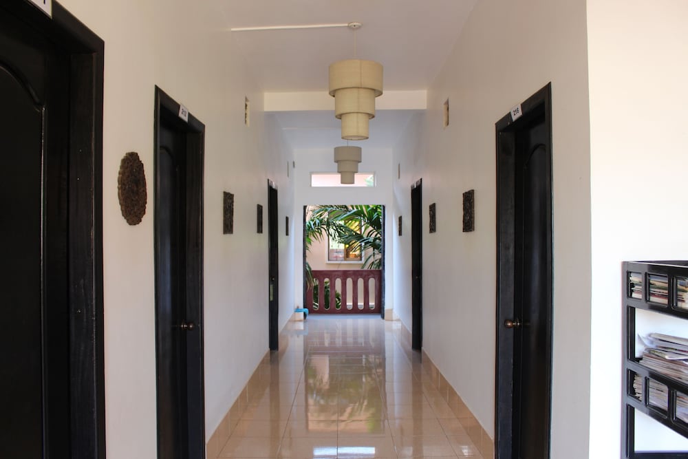 Фото Bou Savy Guesthouse