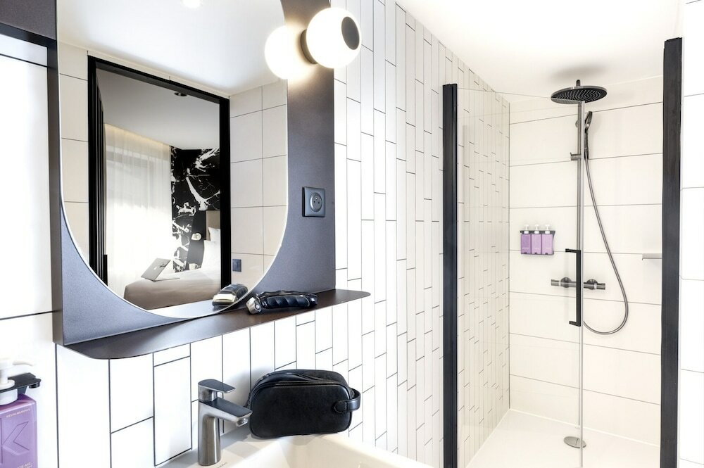 Фото Tribe Paris La Defense Esplanade