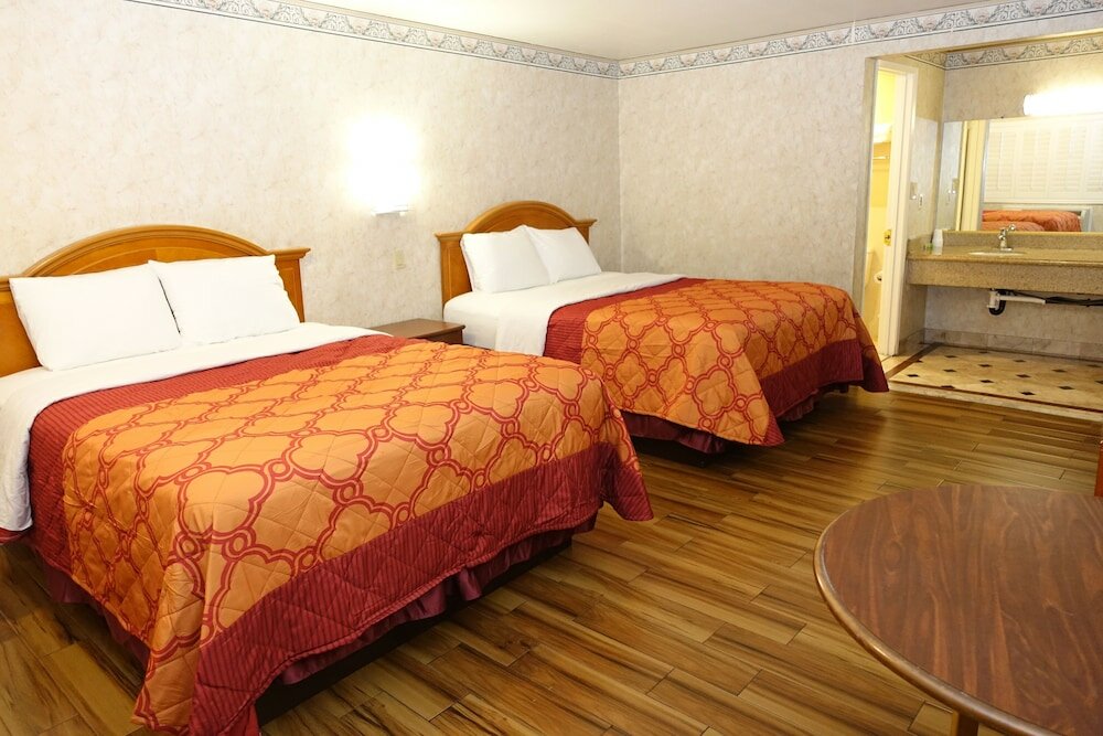 Фото Tropic Lodge