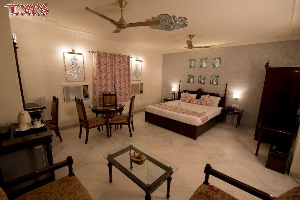 Фото Lmb Hotel
