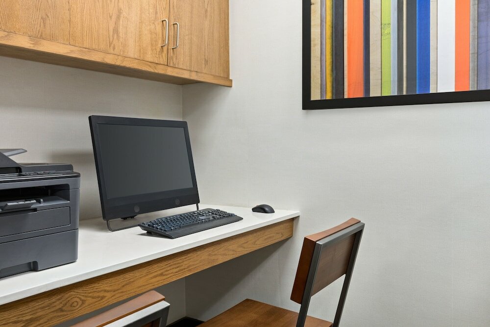 Фото Holiday Inn Express & Suites Greenville - Downtown by Ihg