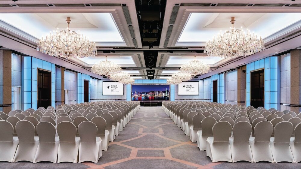 Фото Holiday Inn Golden Mile