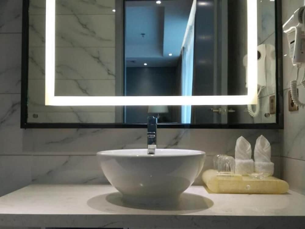 Фото GreenTree Inn Shantou Chengjiang Road Business Hotel