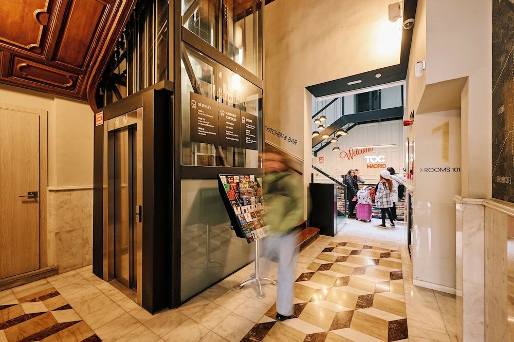 Фото Toc Hostel Madrid