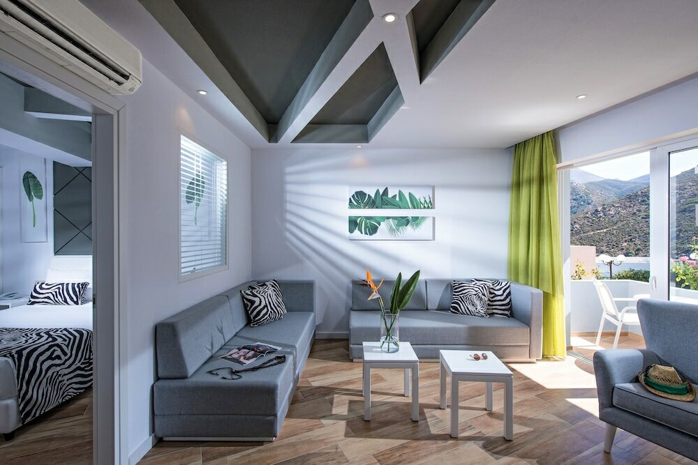 Фото 131483976190