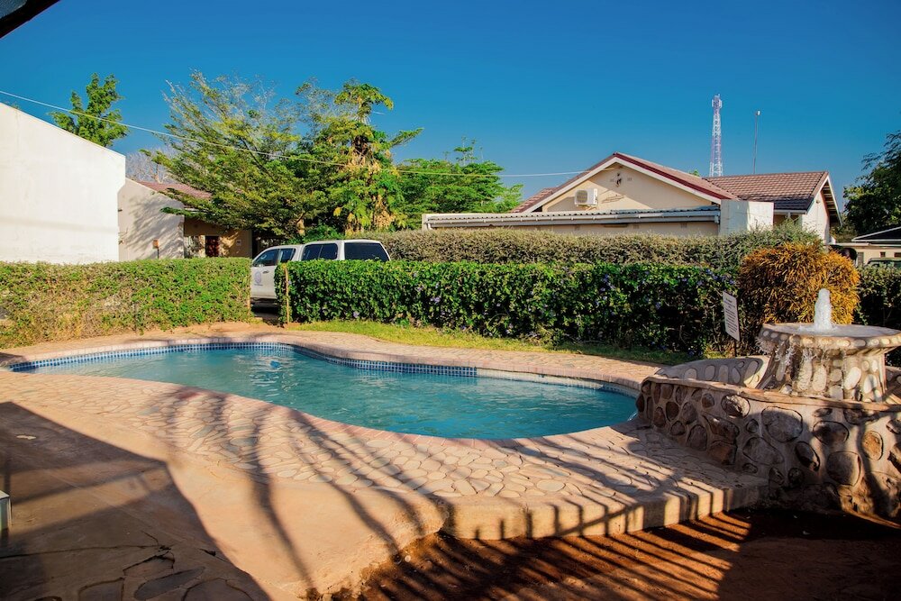 Фото Mosi-O-Tunya Executive Lodge