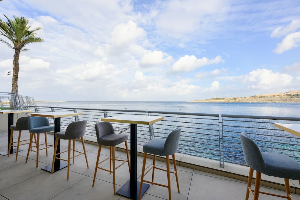 Фото Qawra Palace Resort & SPA