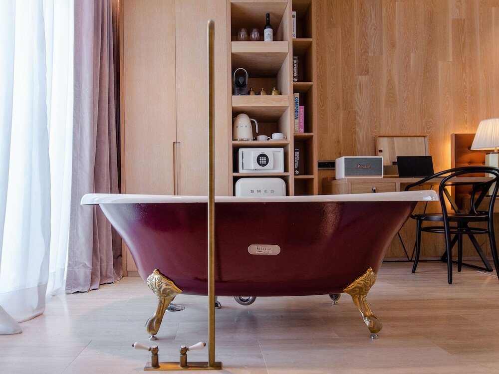 Фото Browns Avenue Hotel