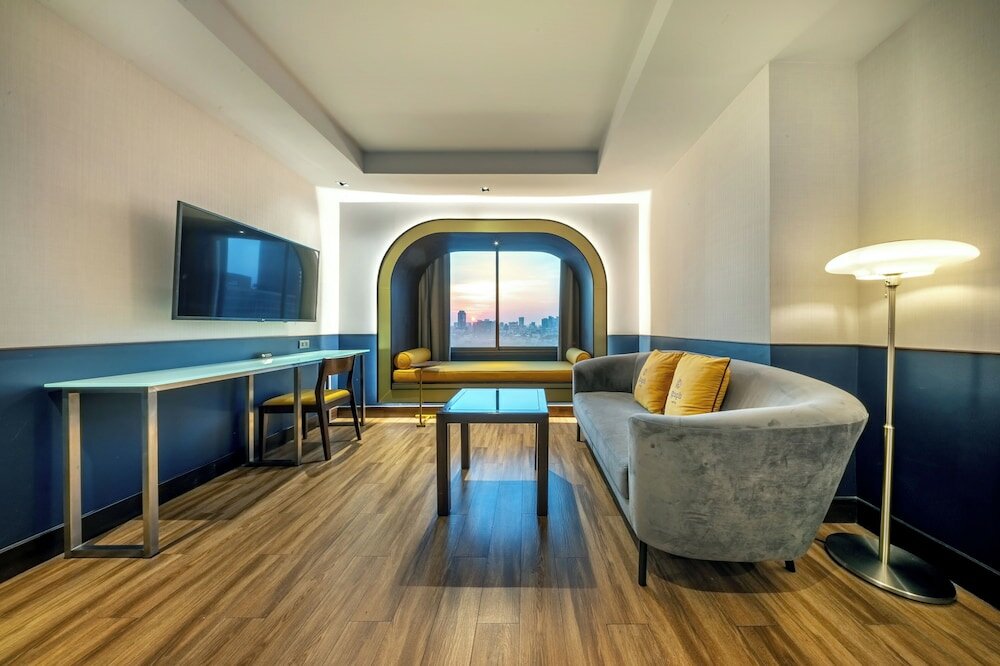 Фото Graph Hotel Bangkok