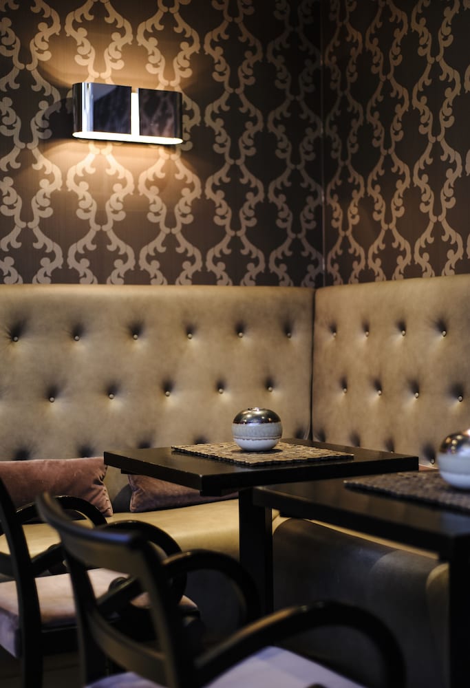 Фото The Hide London