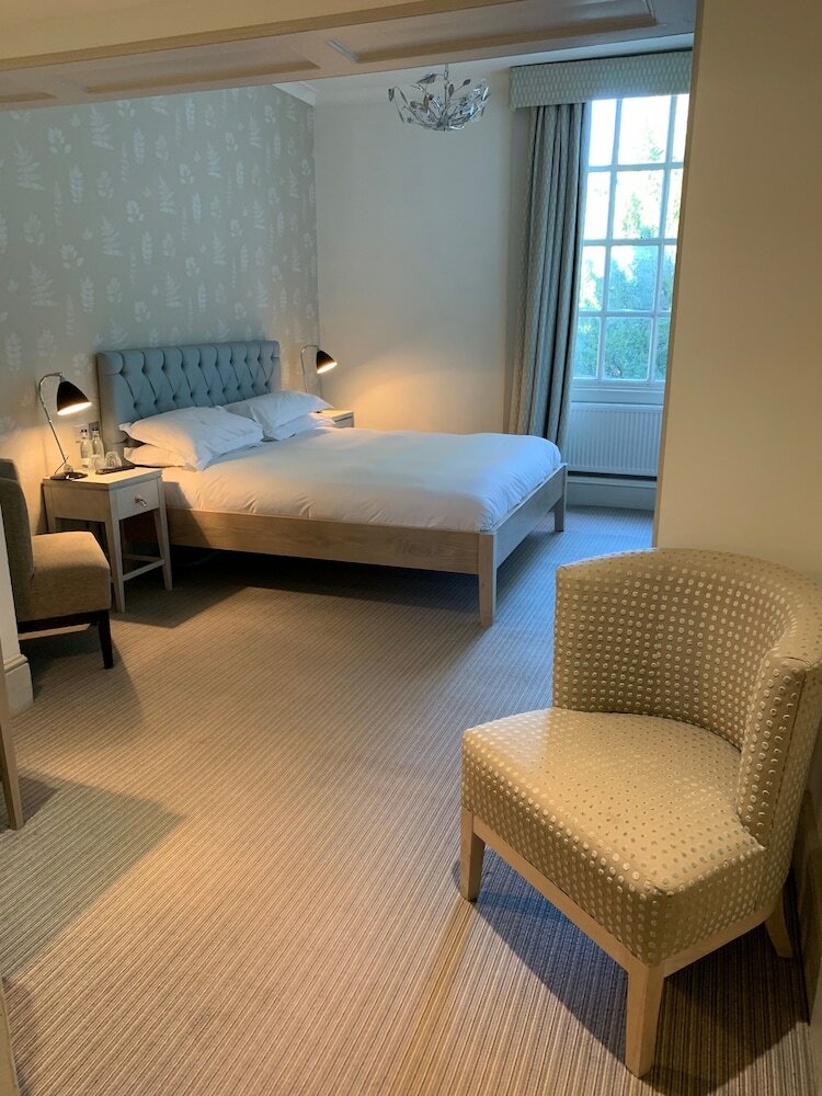 Фото Stoke Place Hotel