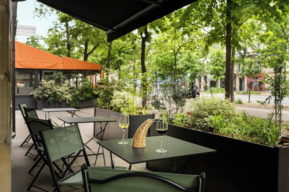 Фото Hôtel Le Royal