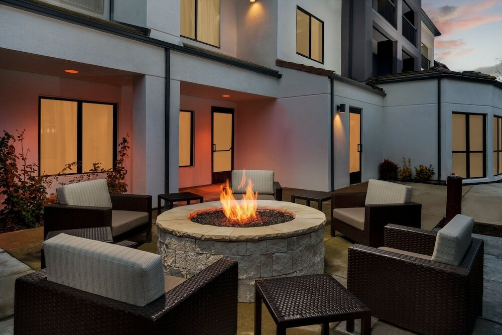 Фото Courtyard by Marriott Roseville