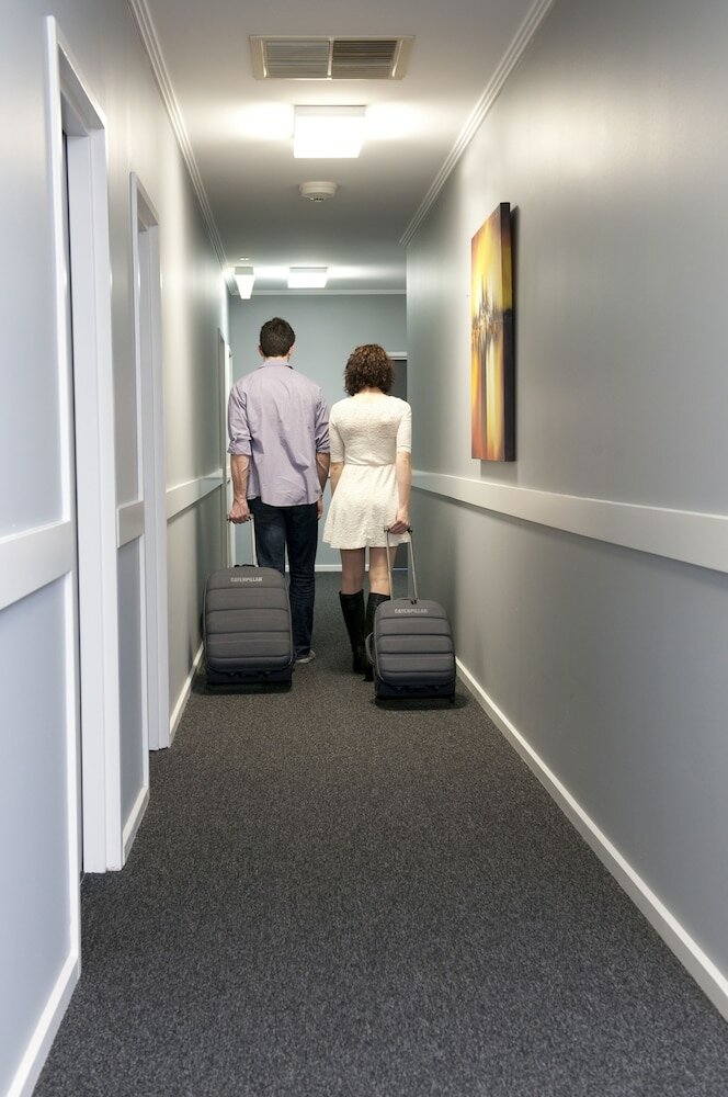 Фото Adelaide Riviera Hotel