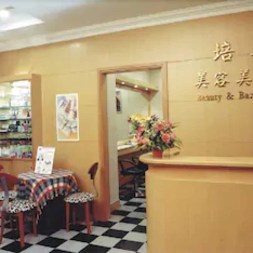 Фото Dongguan Gladden Hotel