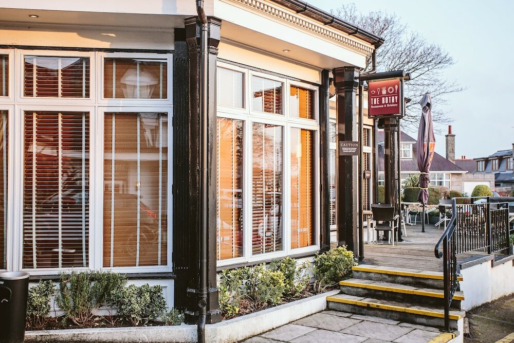 Фото Palm Court Hotel