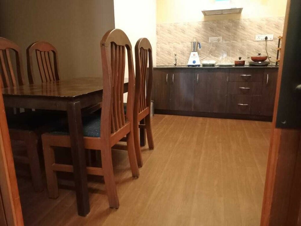 Фото Serene Boutique Hotel