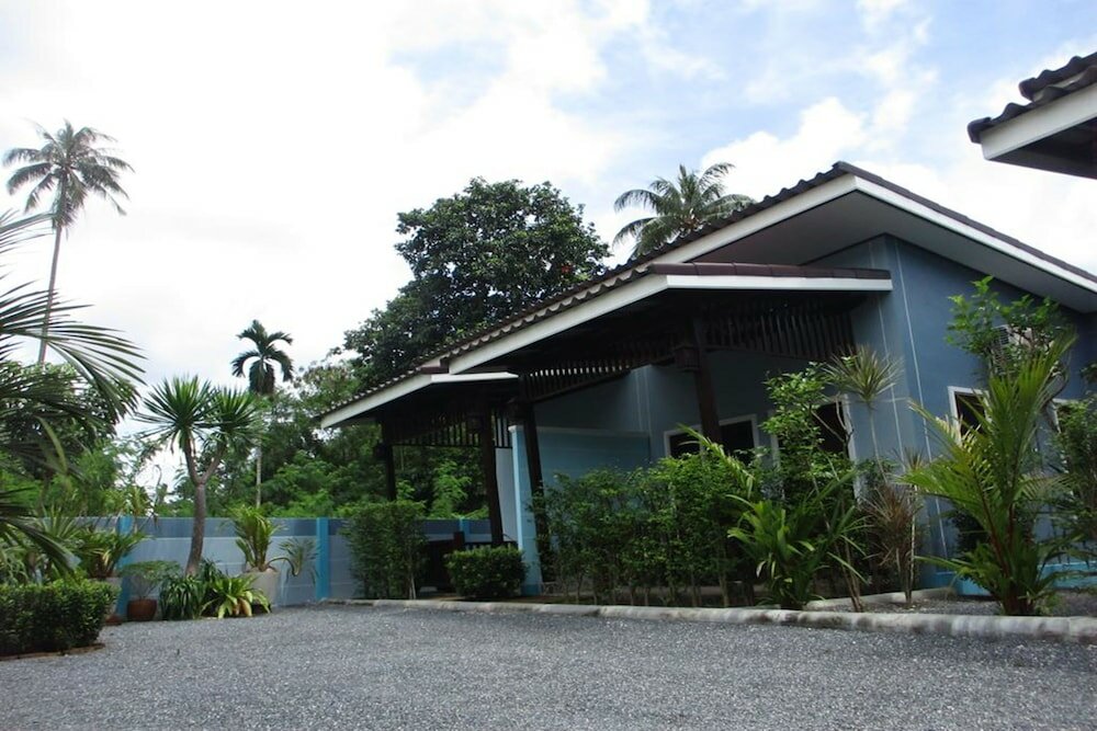 Фото Arcadian Resort