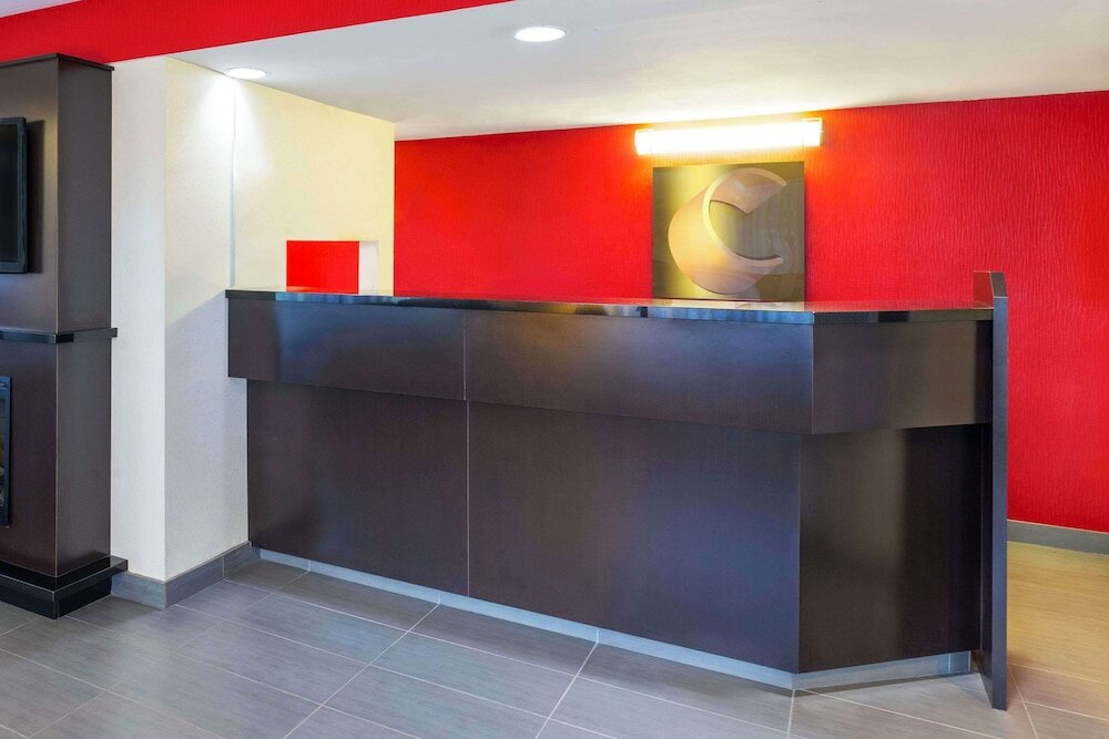 Фото Comfort Inn Pickering