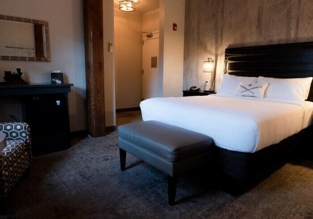 Фото The Railroad Inn