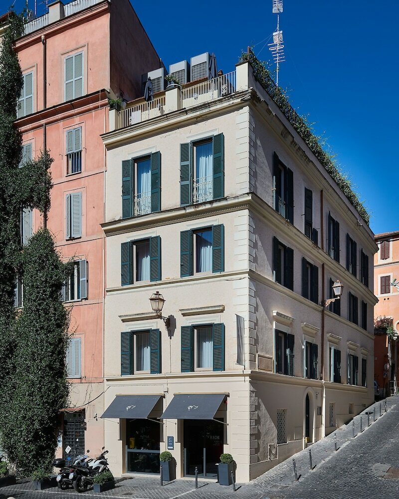 Фото MyTALE Creative Academy Hotel