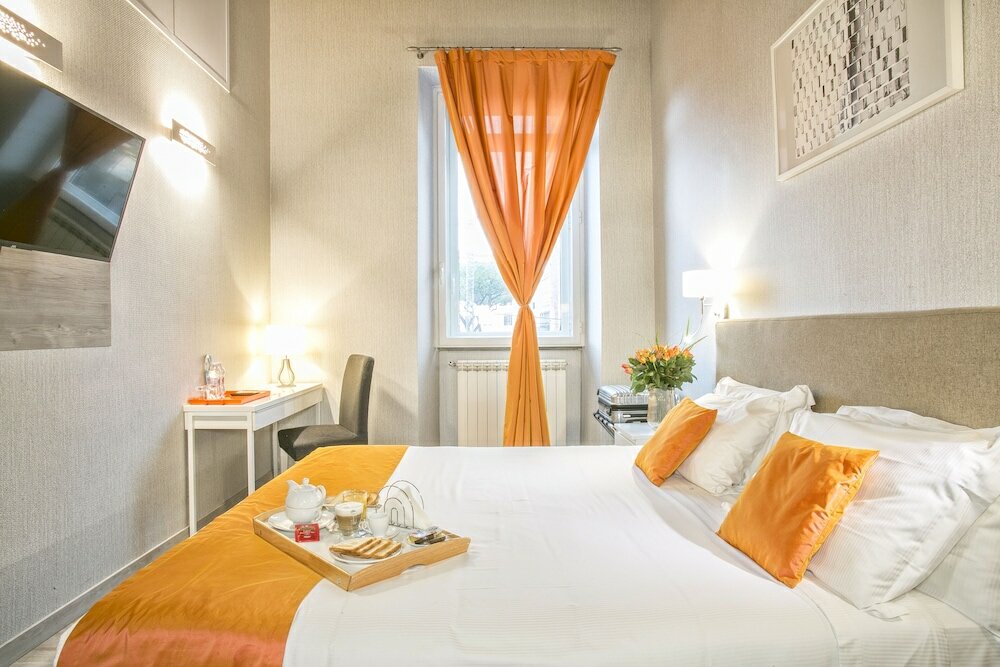 Фото History Suite