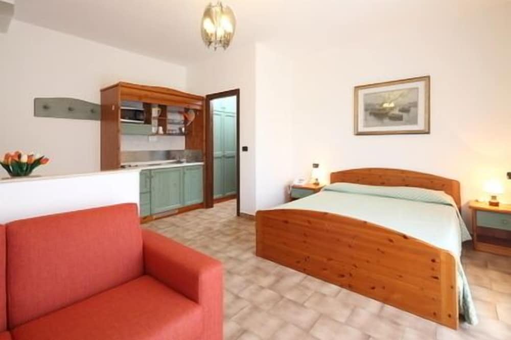 Фото Residence Kriss