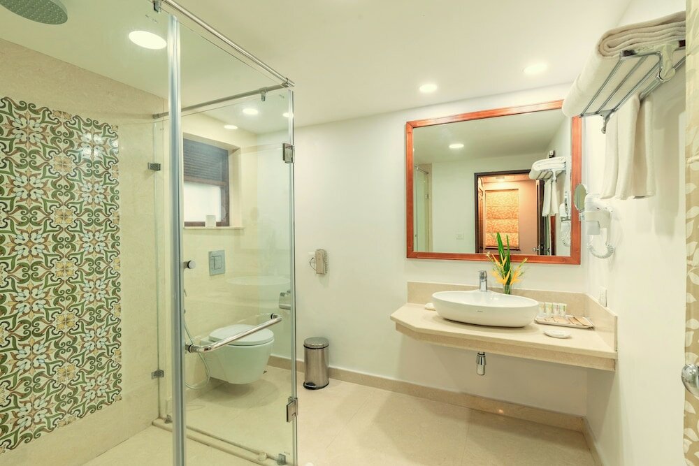 Фото Novotel Goa Dona Sylvia Resort Hotel